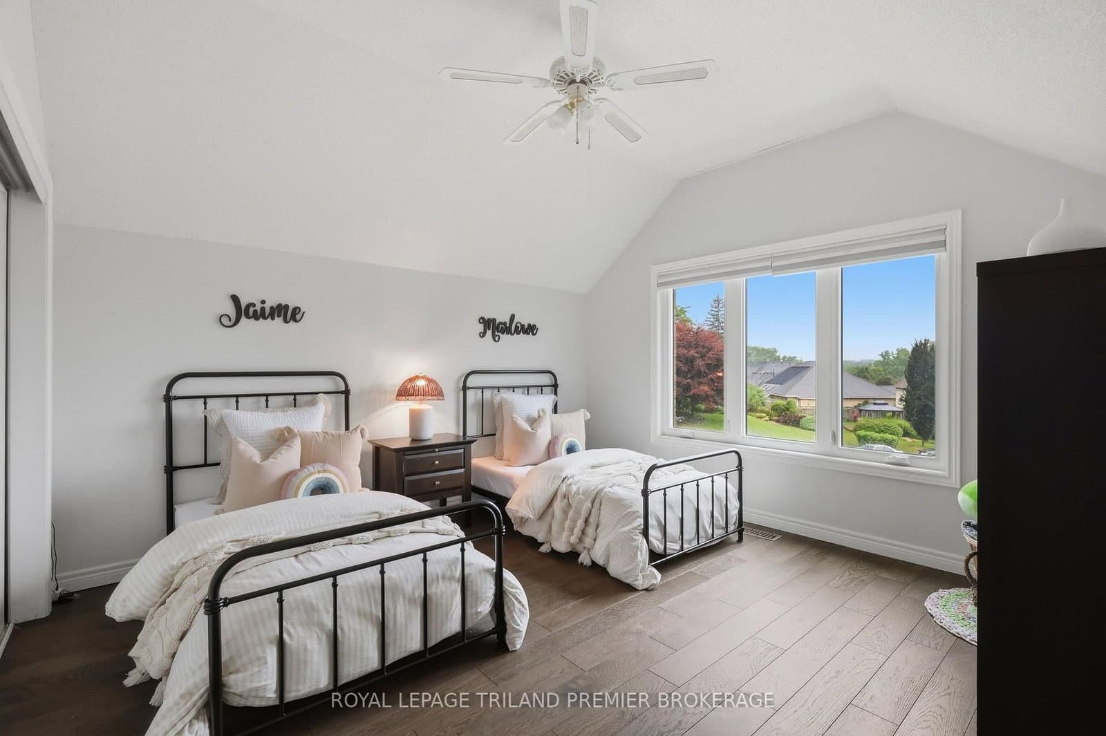 39 Hutchinson Place thumbnail 32