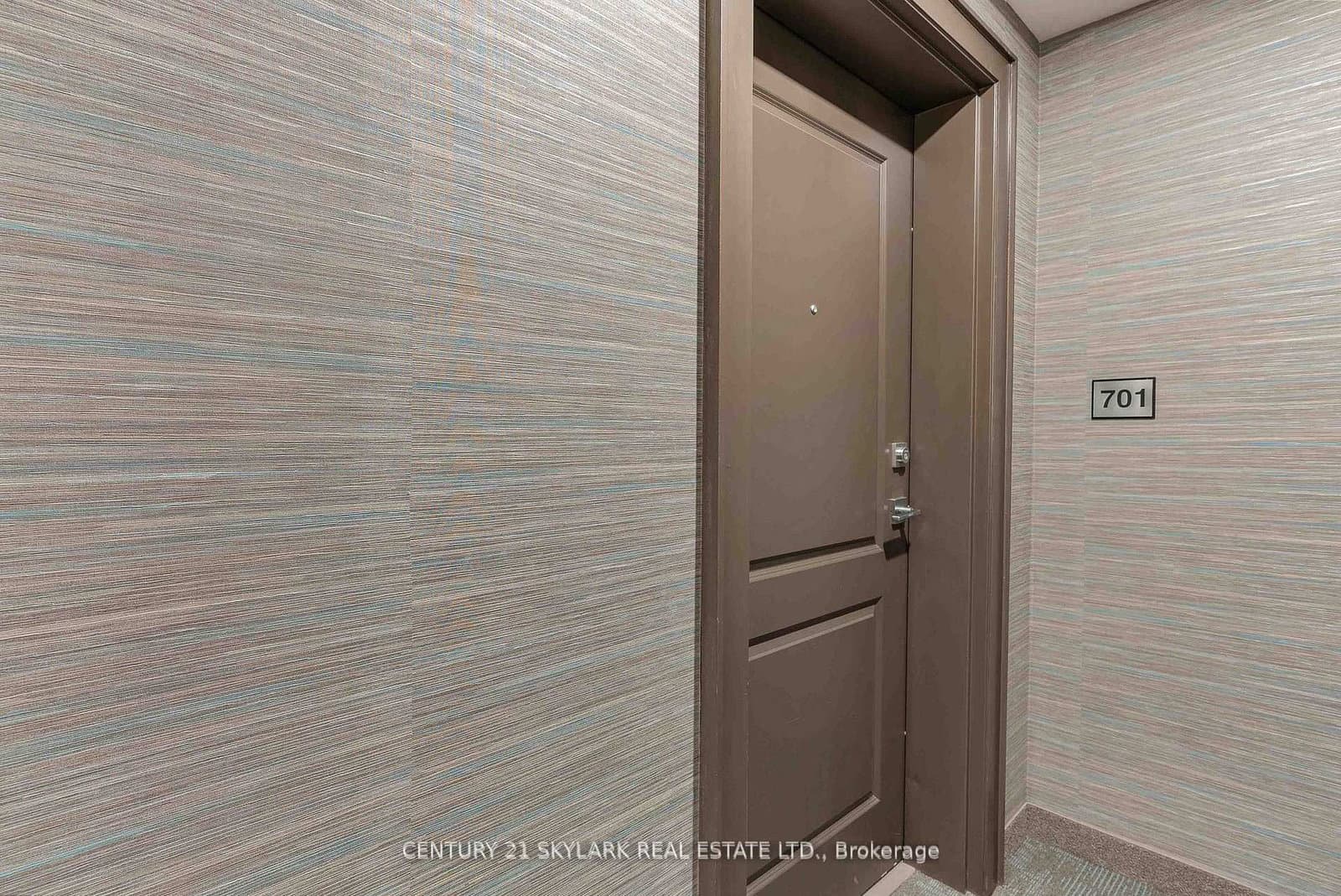 460 Dundas Street E, Unit 701 thumbnail 7
