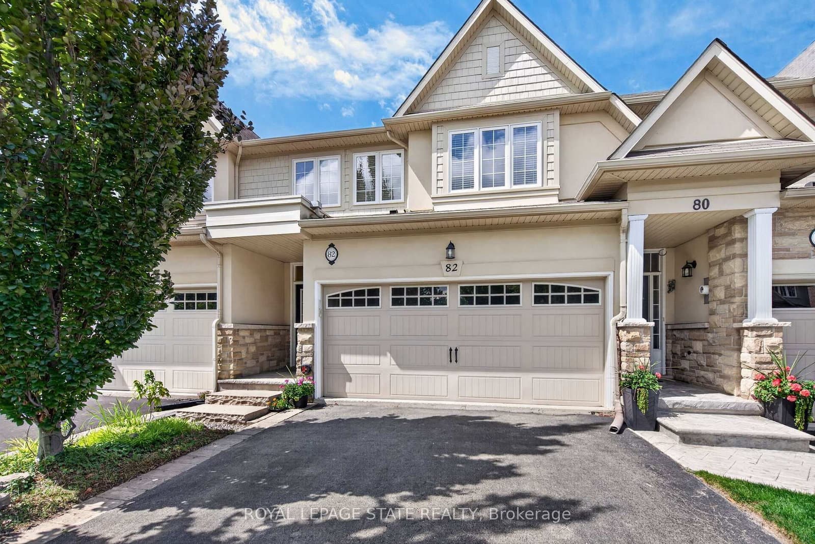 82 Maplevale Drive thumbnail 2