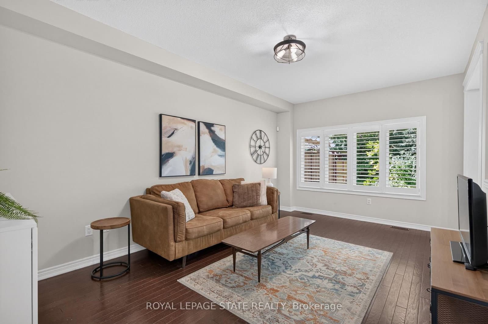 82 Maplevale Drive thumbnail 6