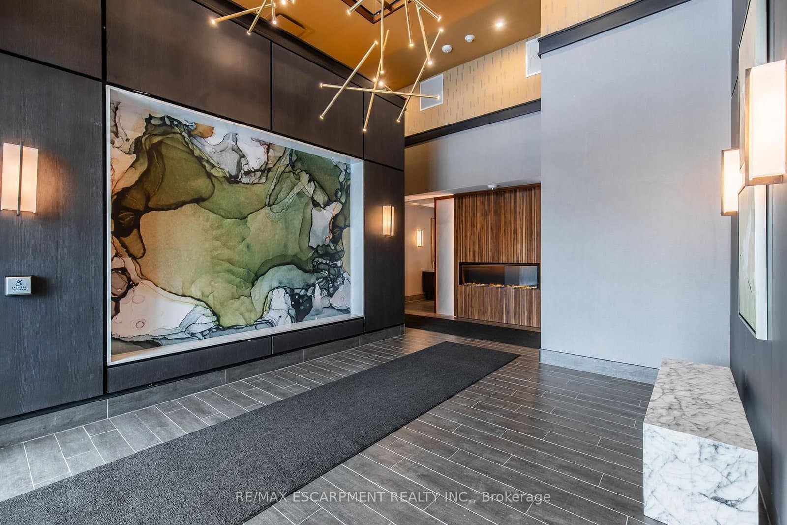 470 Dundas Street E, Unit 417 thumbnail 3