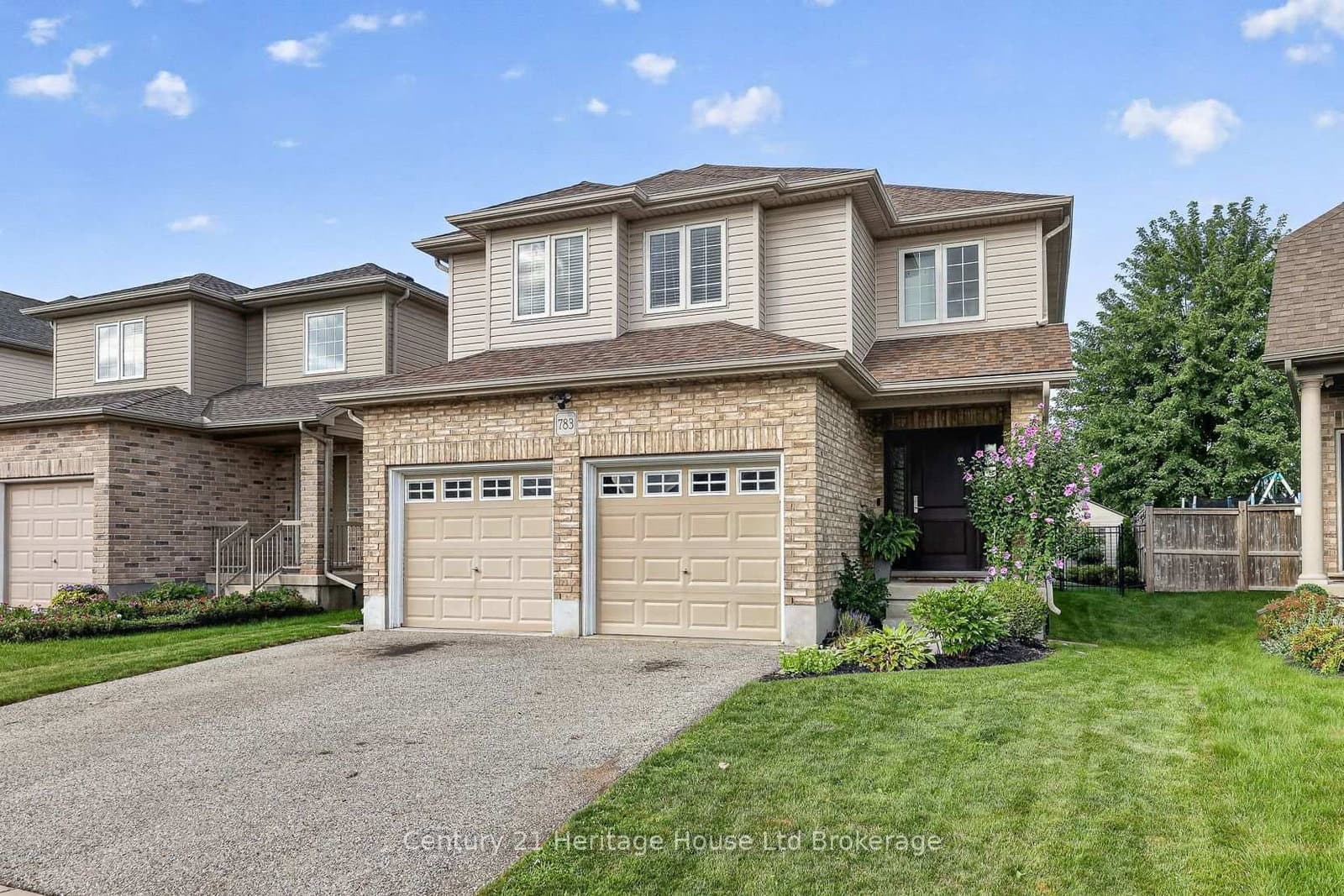 783 Frontenac Crescent thumbnail 2