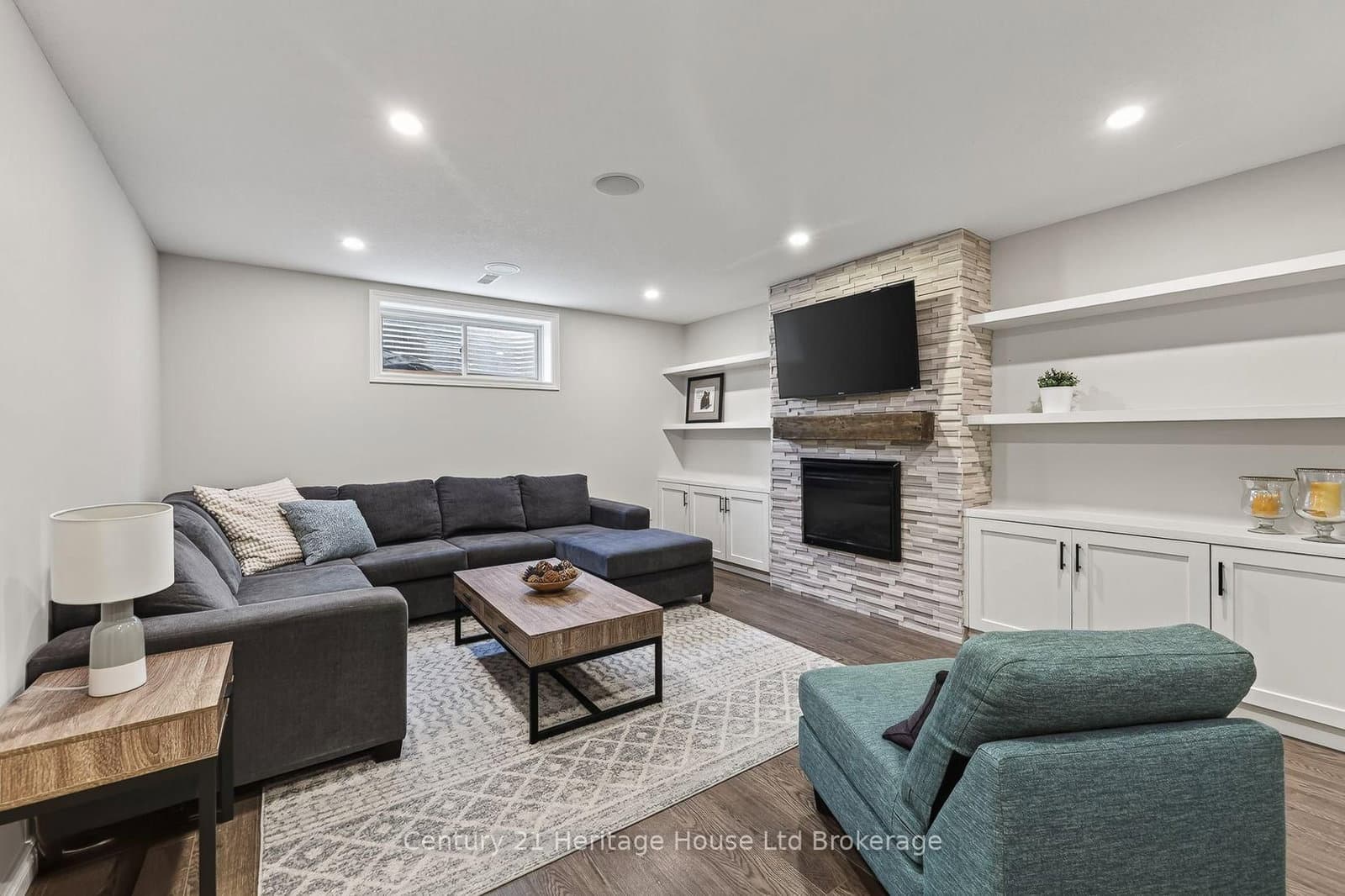 783 Frontenac Crescent thumbnail 30
