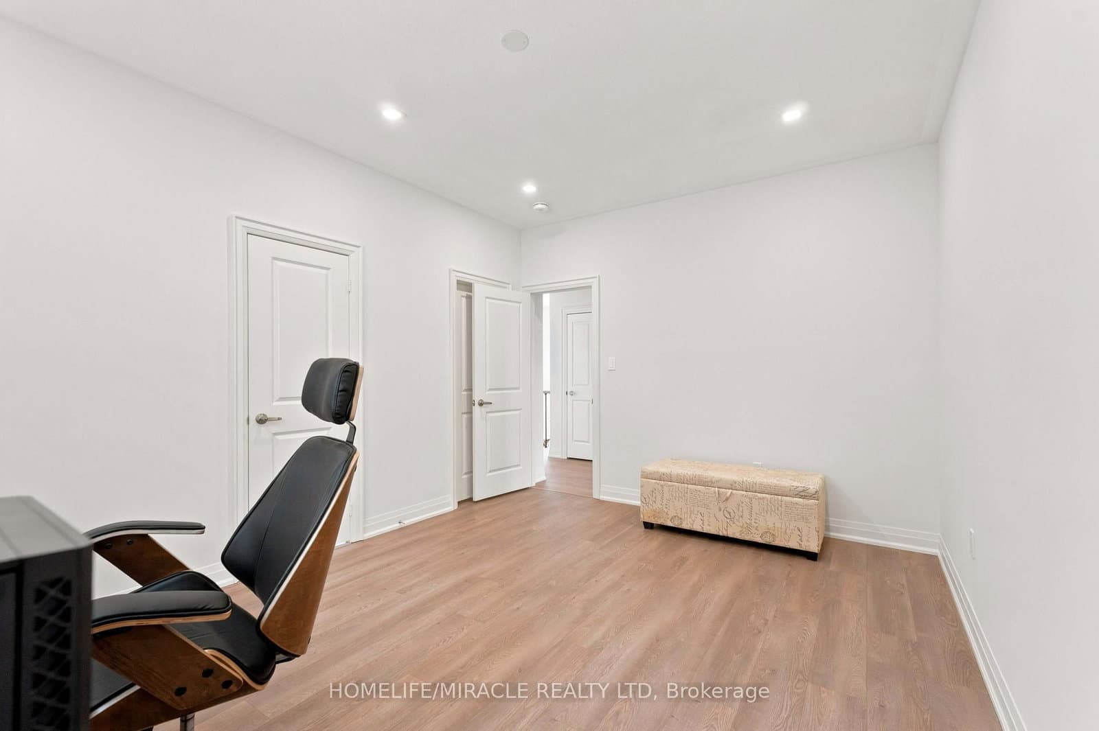 19 Kenesky Drive thumbnail 33