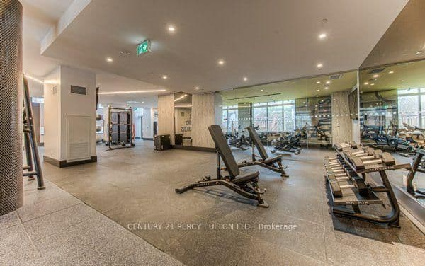 85 Duke Street W, Unit 1703 thumbnail 17