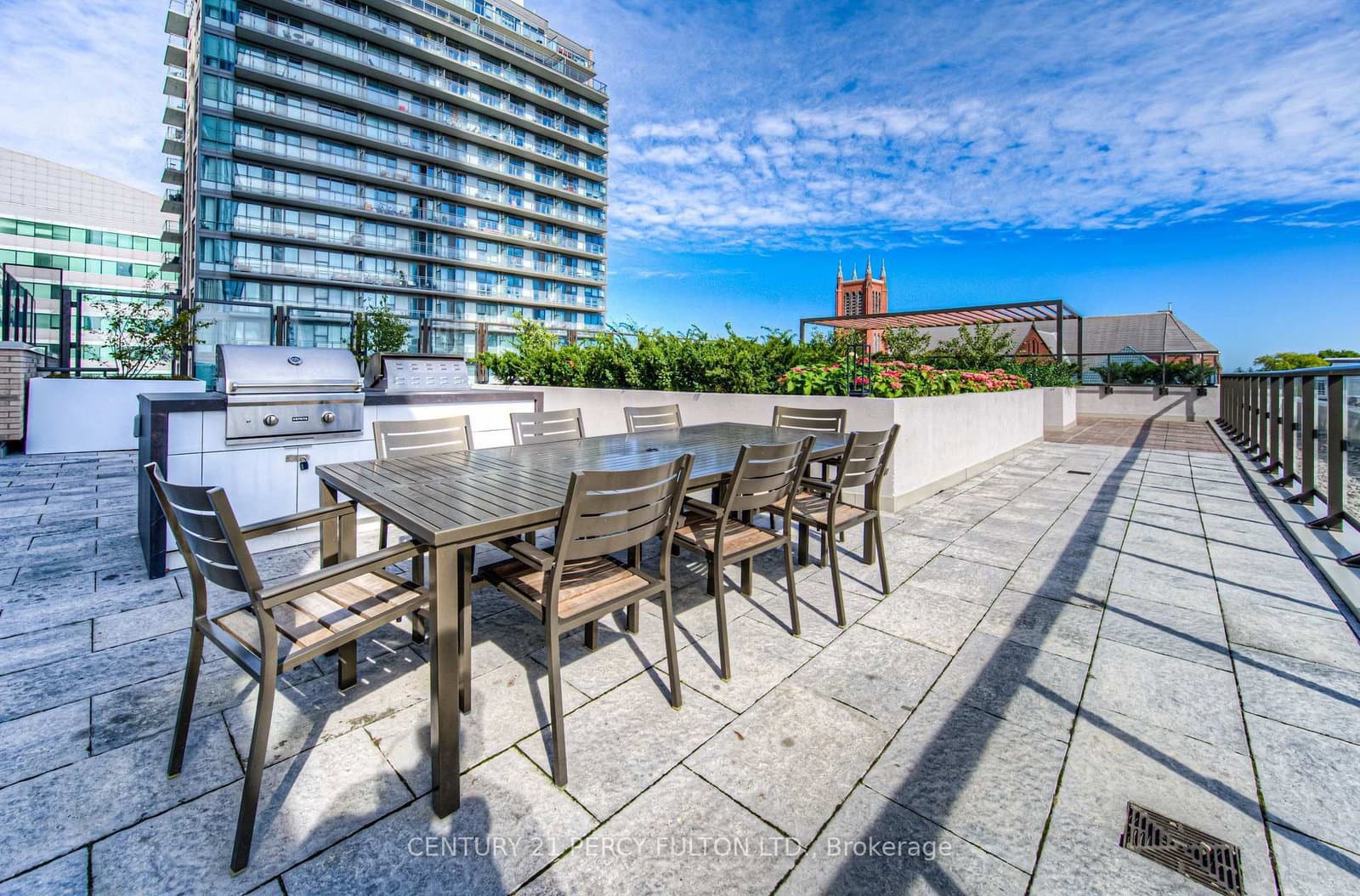 85 Duke Street W, Unit 1703 thumbnail 21