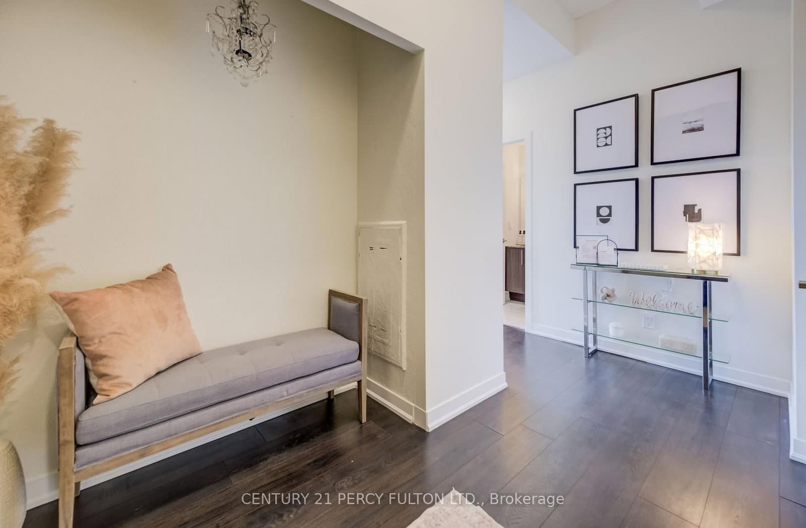 85 Duke Street W, Unit 1703 thumbnail 3