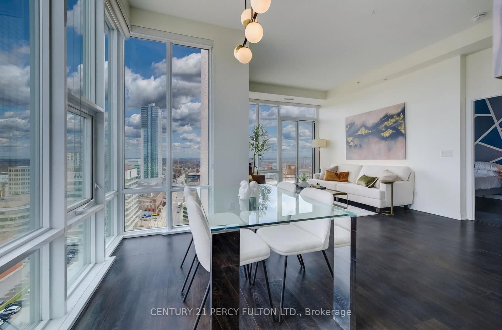 85 Duke Street W, Unit 1703 thumbnail 7