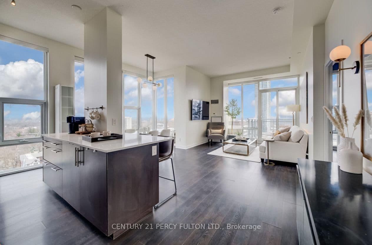 85 Duke Street W, Unit 1703 thumbnail 8