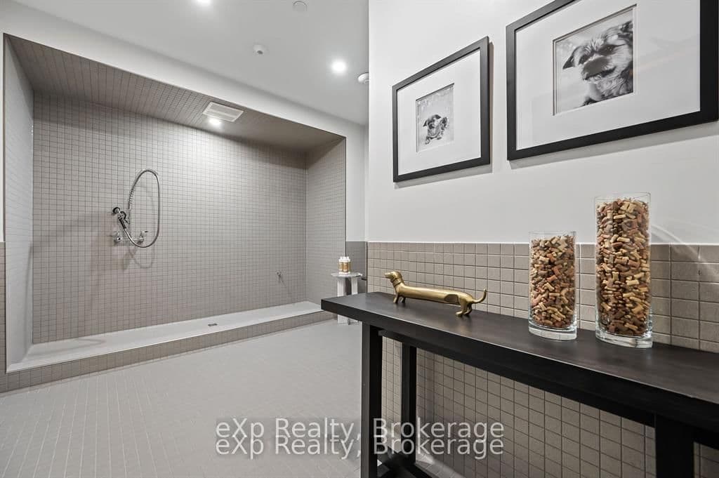 93 Arthur Street S, Unit 606 thumbnail 19