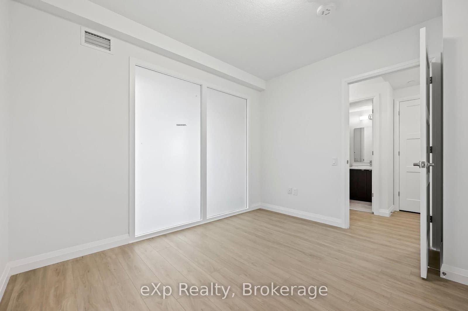 93 Arthur Street S, Unit 606 thumbnail 8