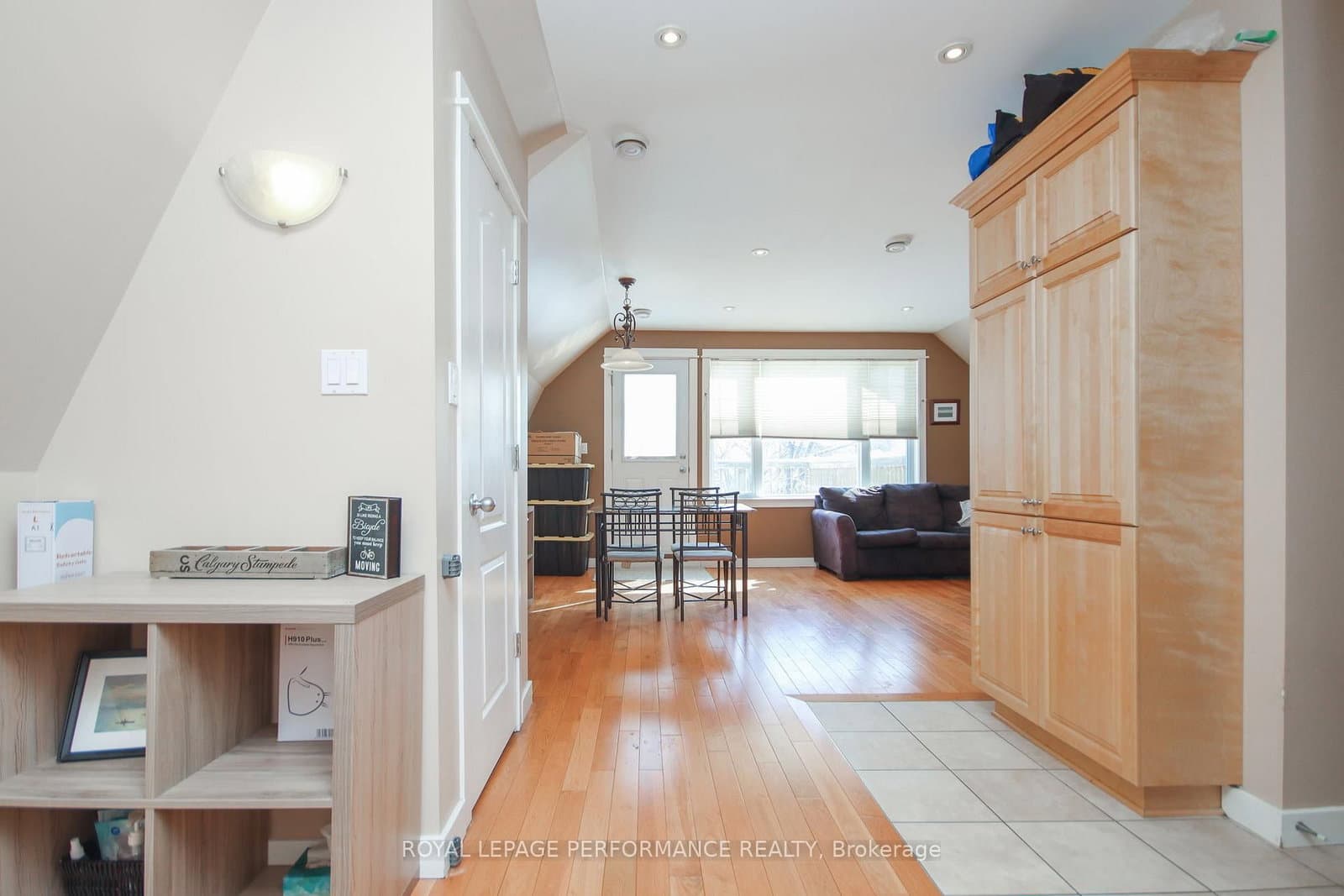 736 Cooper Street E, Unit 3 thumbnail 7