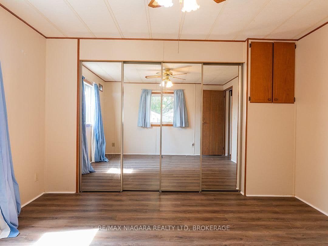 3033 Townline Road, Unit 1 thumbnail 12
