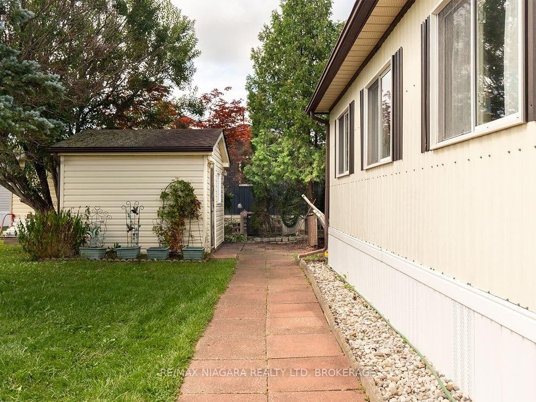 3033 Townline Road, Unit 1 thumbnail 19