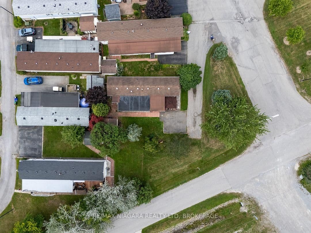 3033 Townline Road, Unit 1 thumbnail 23