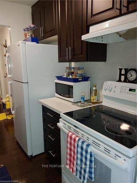 4692 N Crysler Avenue N, Unit 304 thumbnail 5