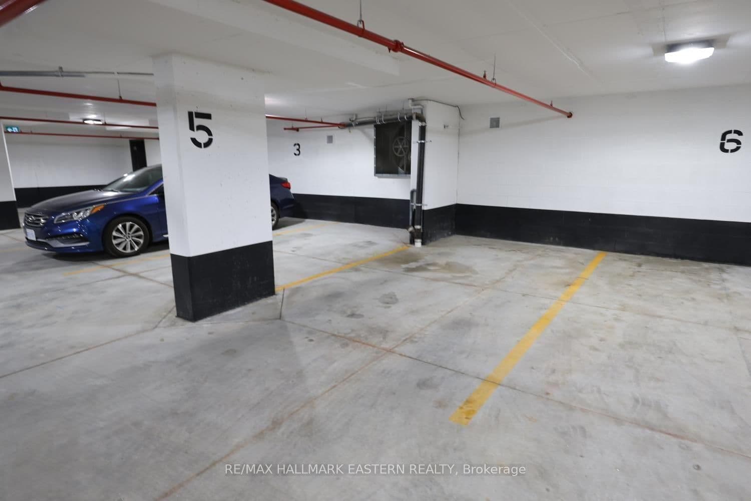 195 Hunter Street E, Unit 308 thumbnail 37