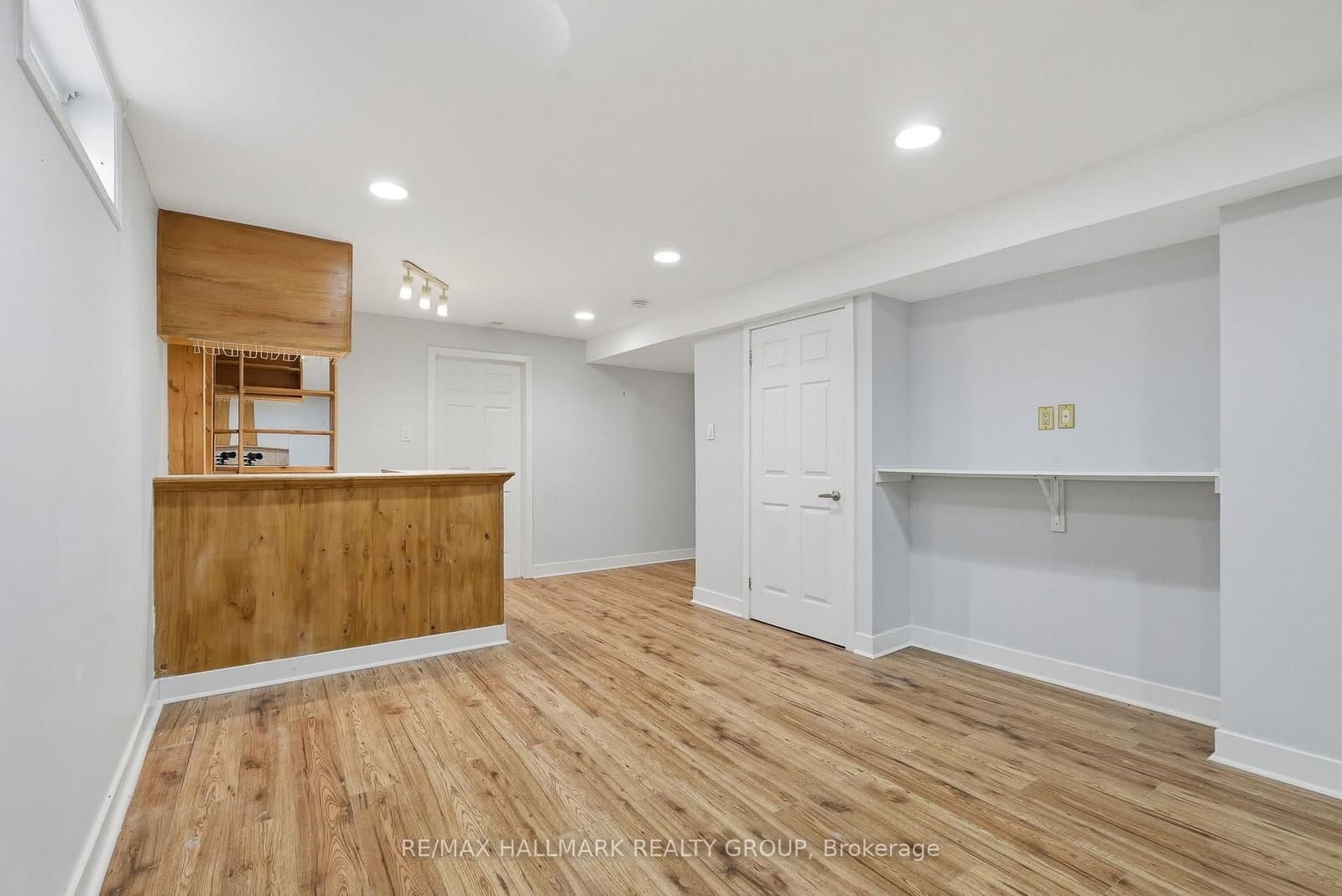 30 Rowe Drive thumbnail 18