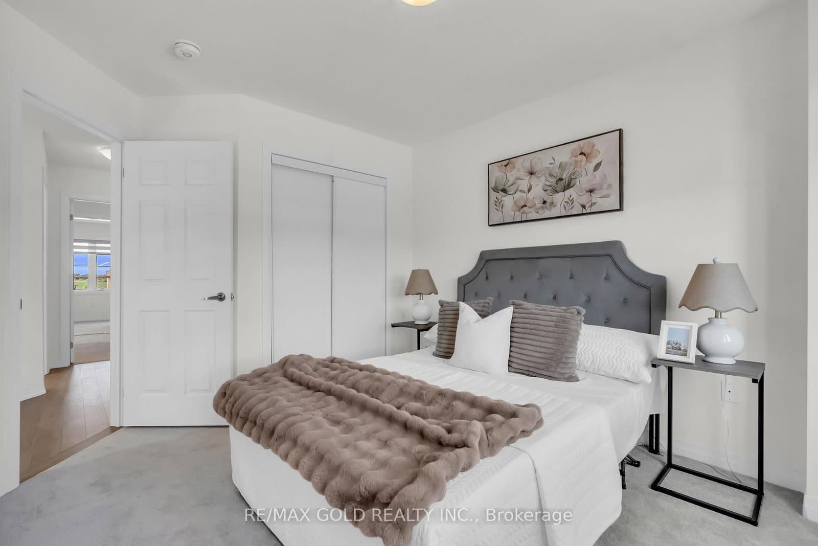 25 Heritage Way thumbnail 32