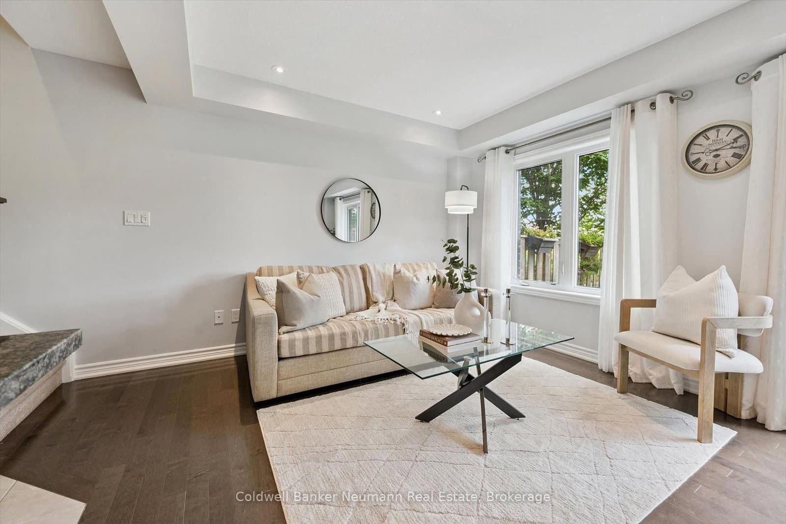 91 Poppy Drive E, Unit 3 thumbnail 10