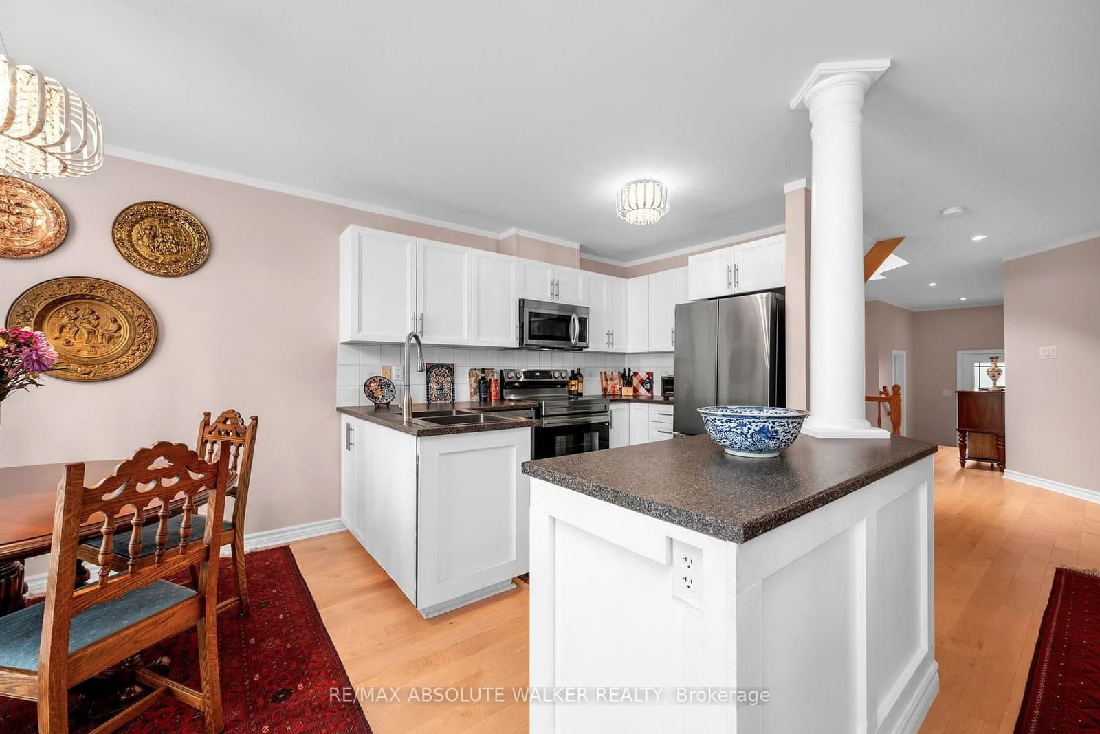 446 Goldenbrook Way thumbnail 3
