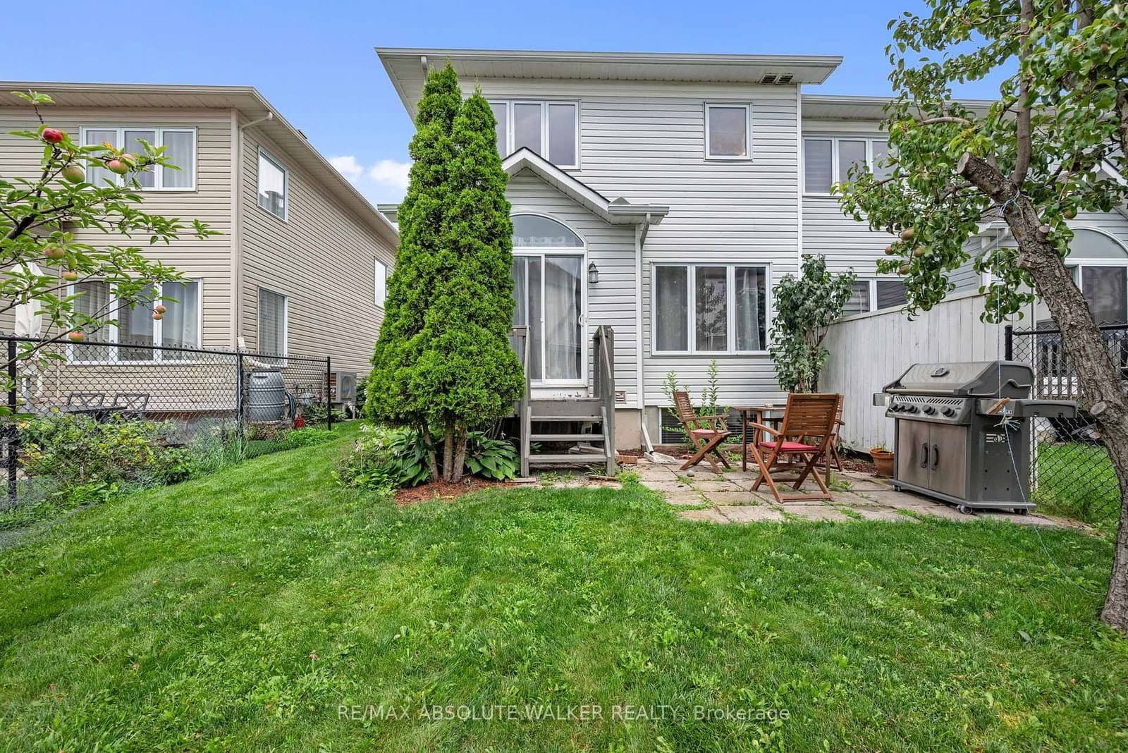 446 Goldenbrook Way thumbnail 5