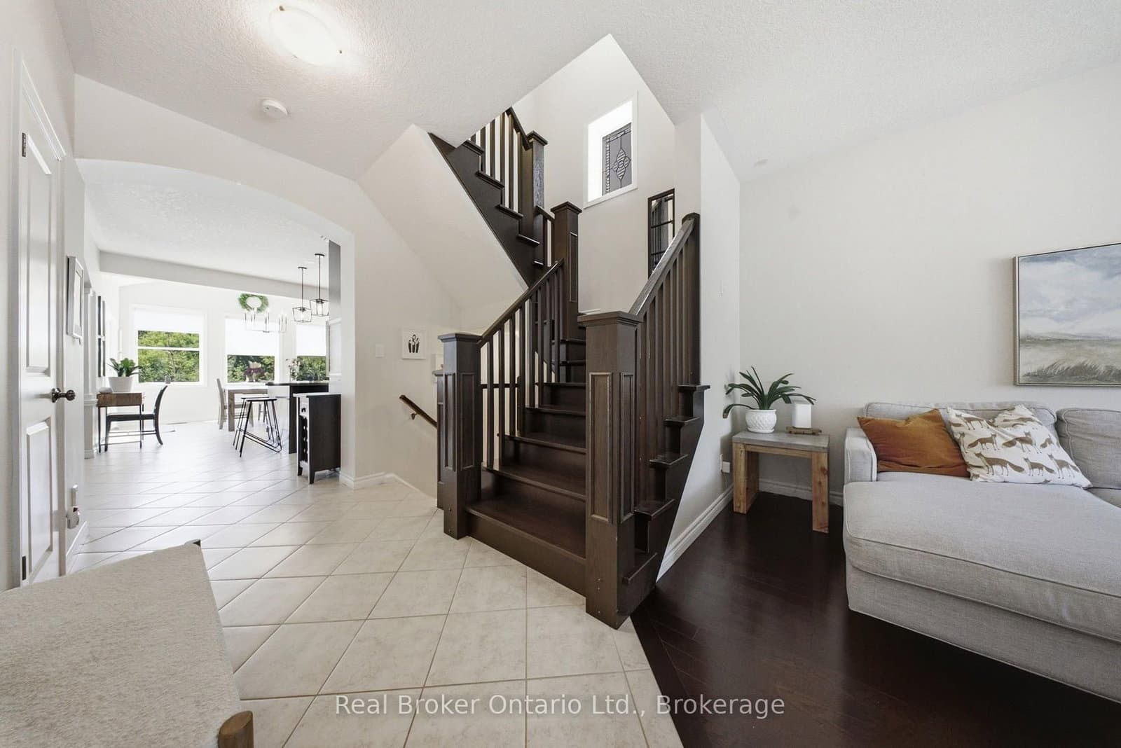 65 Amsterdam Crescent thumbnail 7