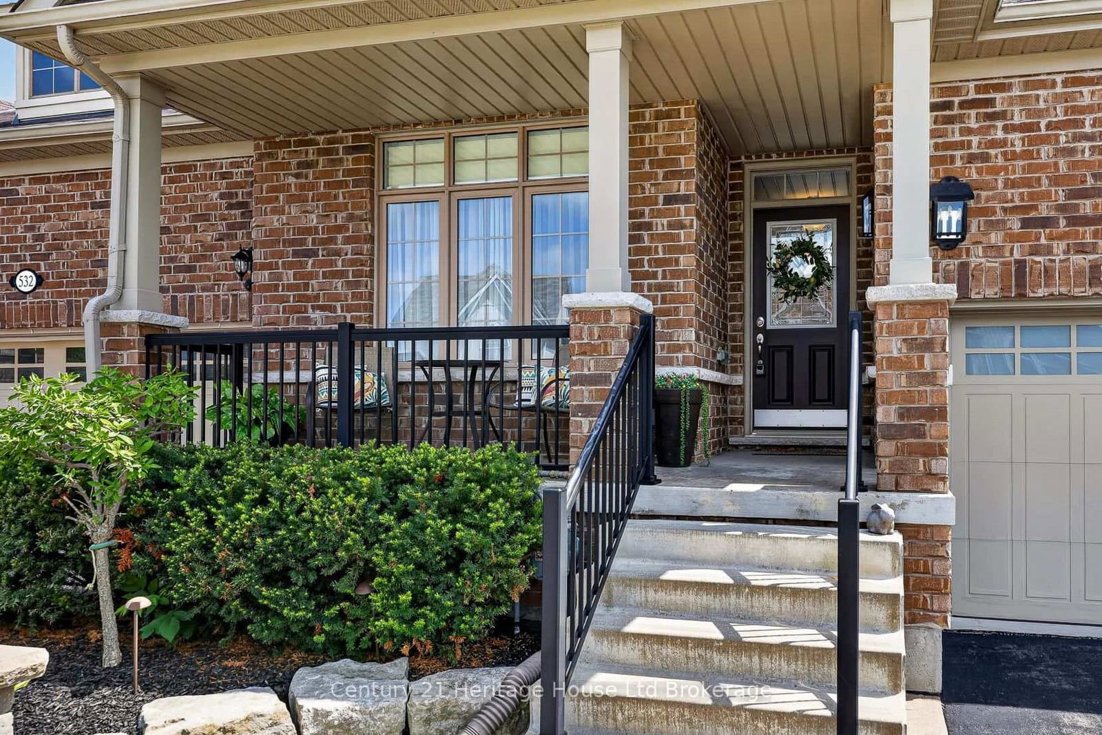 528 Baldwin Crescent thumbnail 2