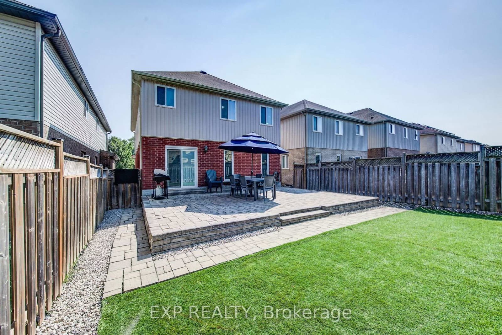 124 Udvari Crescent thumbnail 35