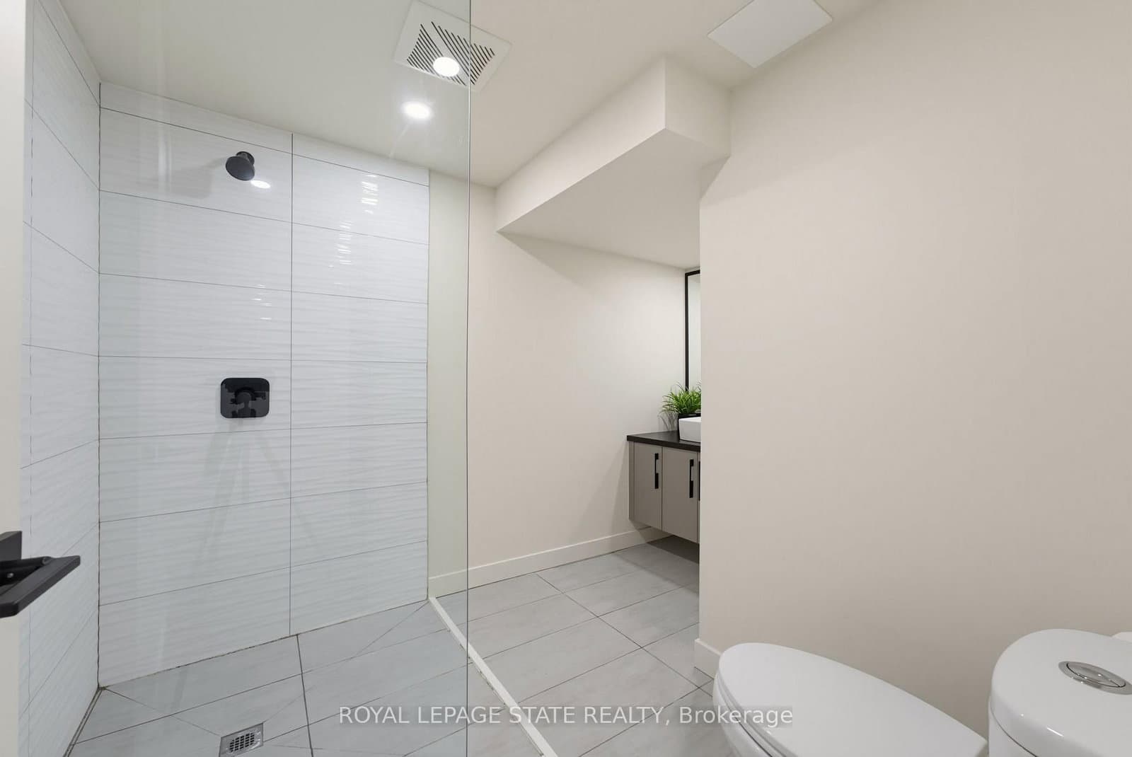 282 Robina Road thumbnail 40