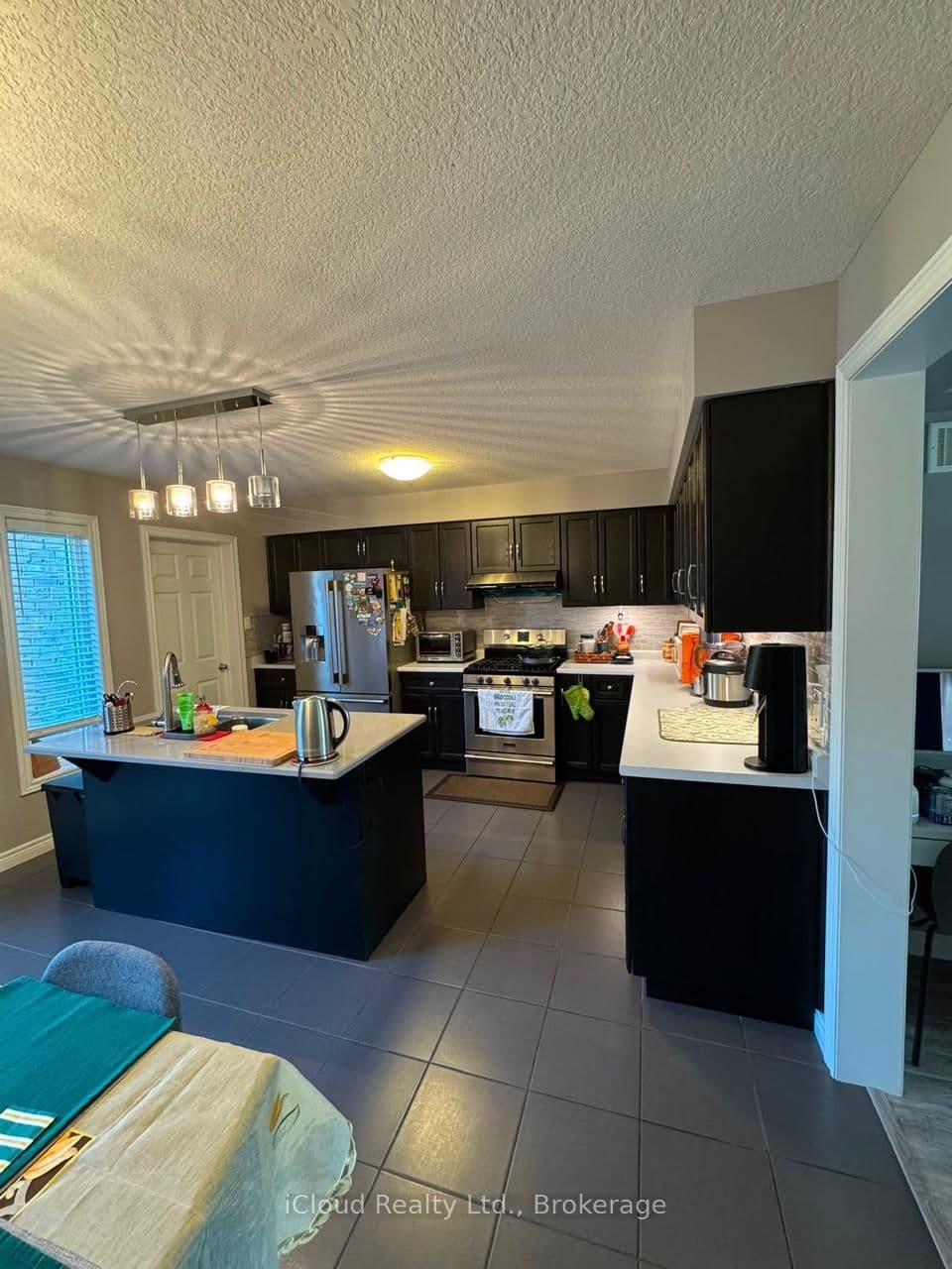 14 Amos Drive, Unit 29 thumbnail 8