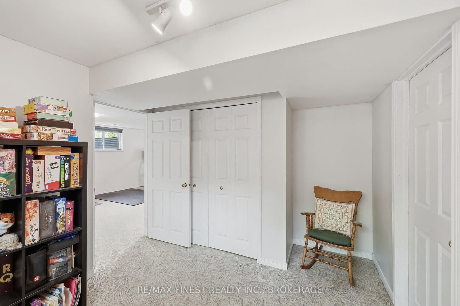 416 Fieldstone Drive thumbnail 32