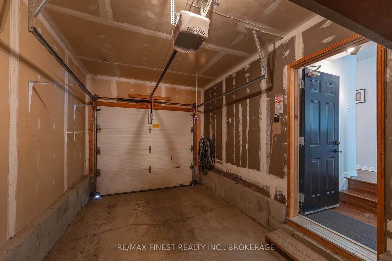 416 Fieldstone Drive thumbnail 35