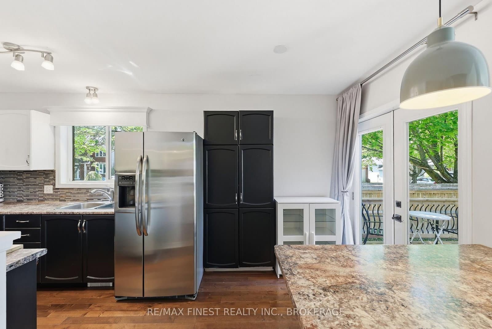 416 Fieldstone Drive thumbnail 9
