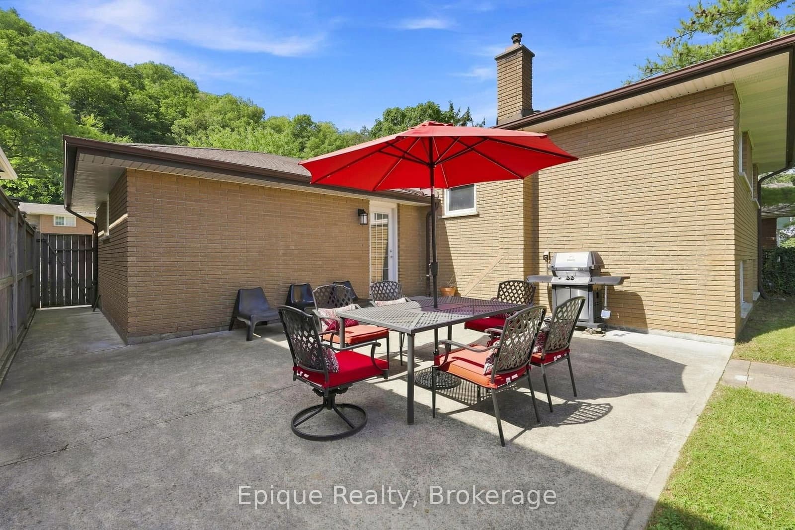 24 Brae Crest Drive thumbnail 32