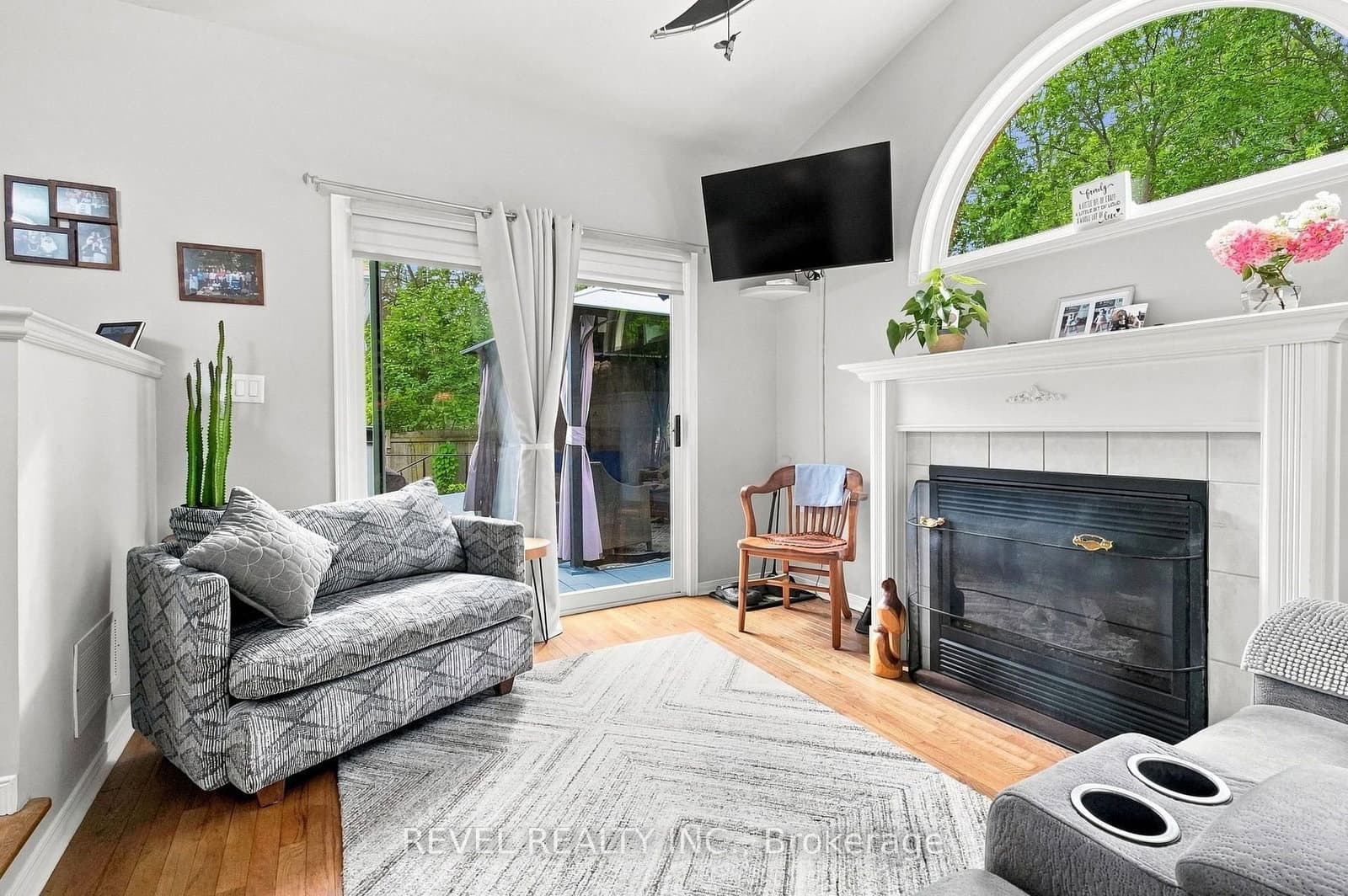 445 Nickerson Drive thumbnail 14