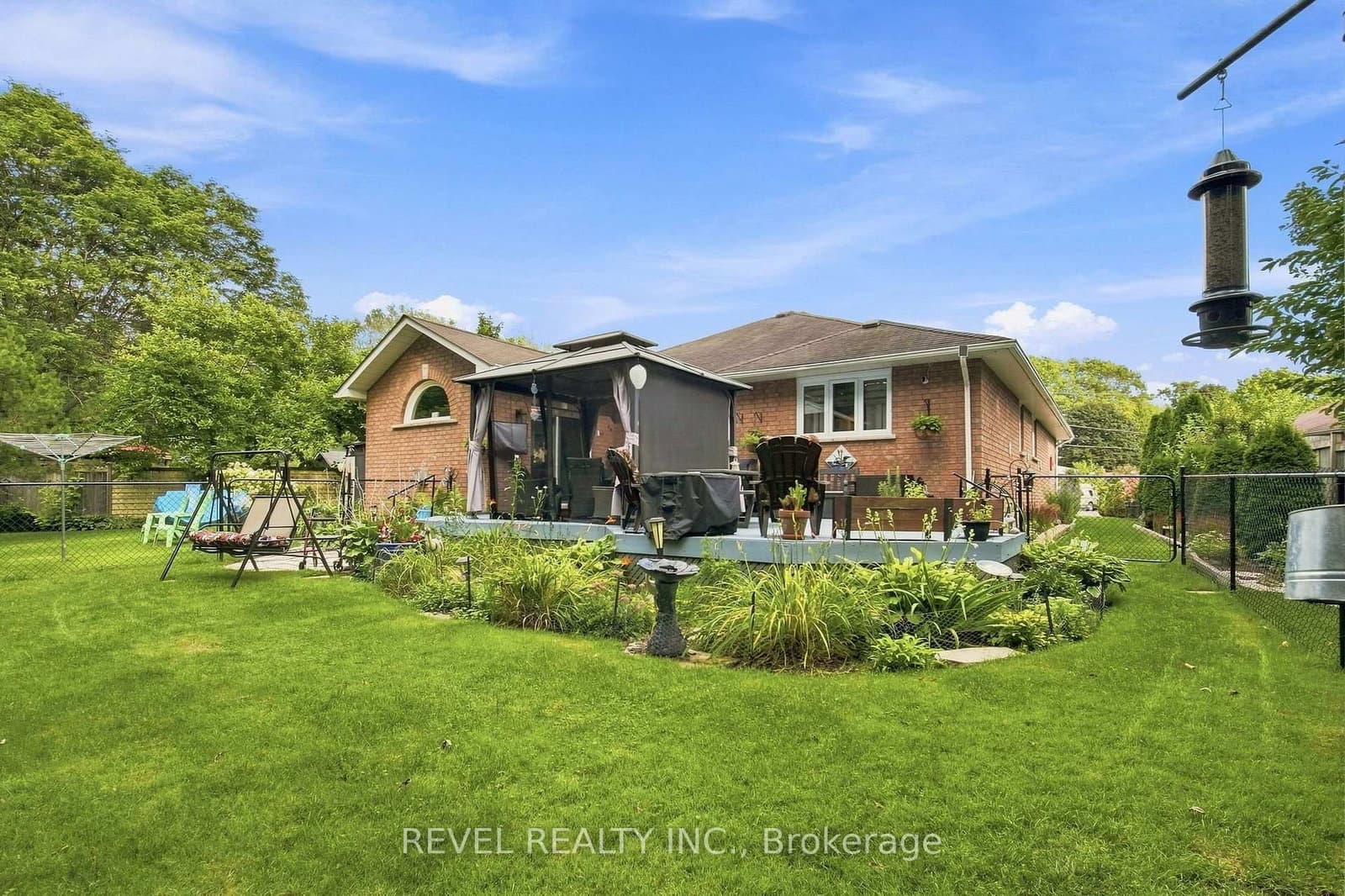 445 Nickerson Drive thumbnail 32