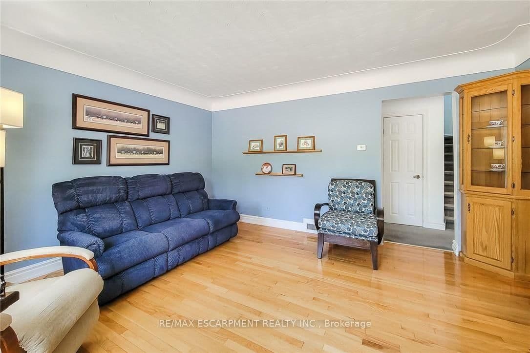 42 LAKE Avenue N thumbnail 16