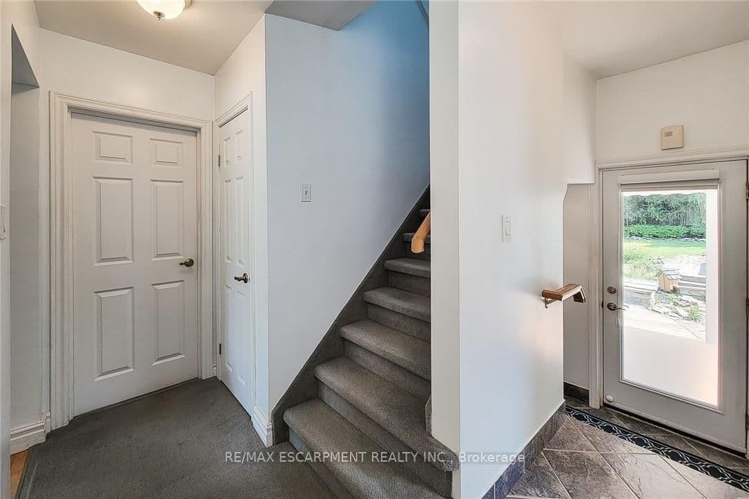 42 LAKE Avenue N thumbnail 23