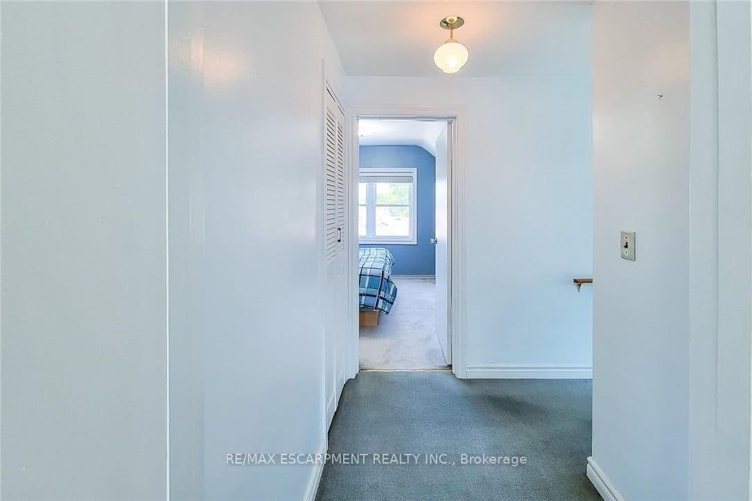 42 LAKE Avenue N thumbnail 26