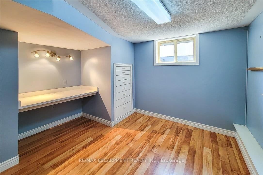 42 LAKE Avenue N thumbnail 31