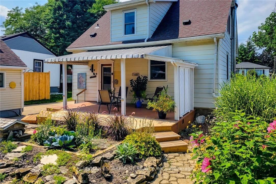 42 LAKE Avenue N thumbnail 5