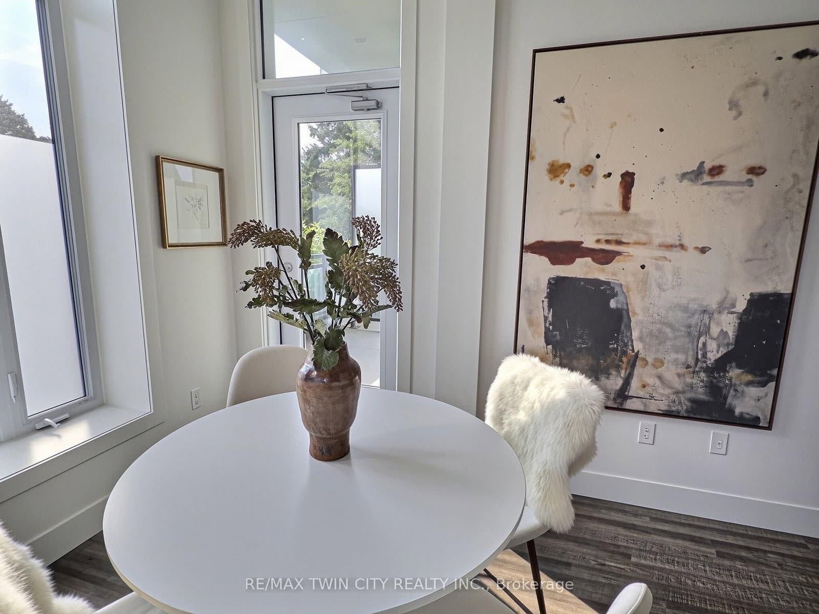107 Roger Street, Unit 101 thumbnail 10