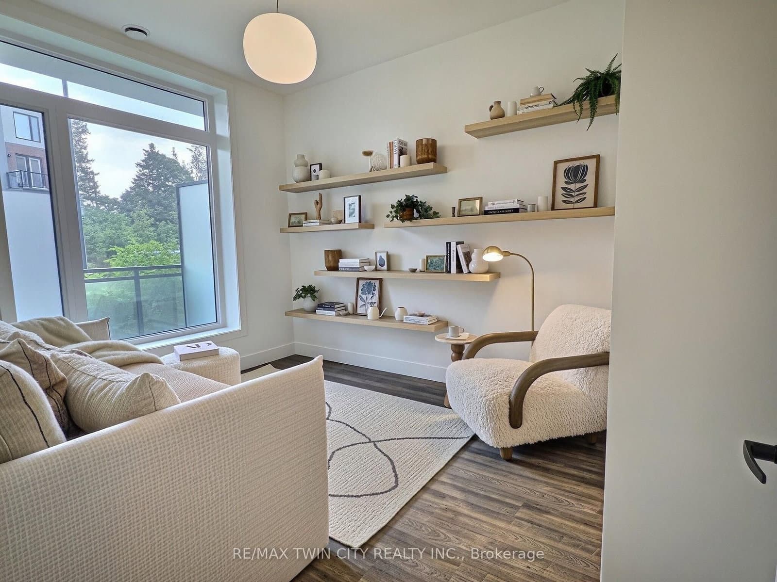107 Roger Street, Unit 101 thumbnail 16