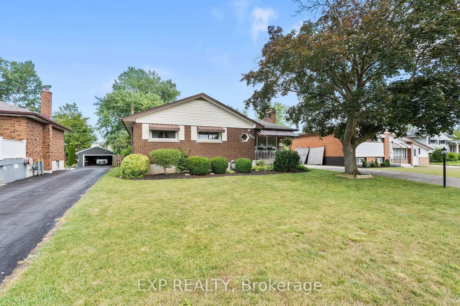 8800 Champlain Drive thumbnail 2
