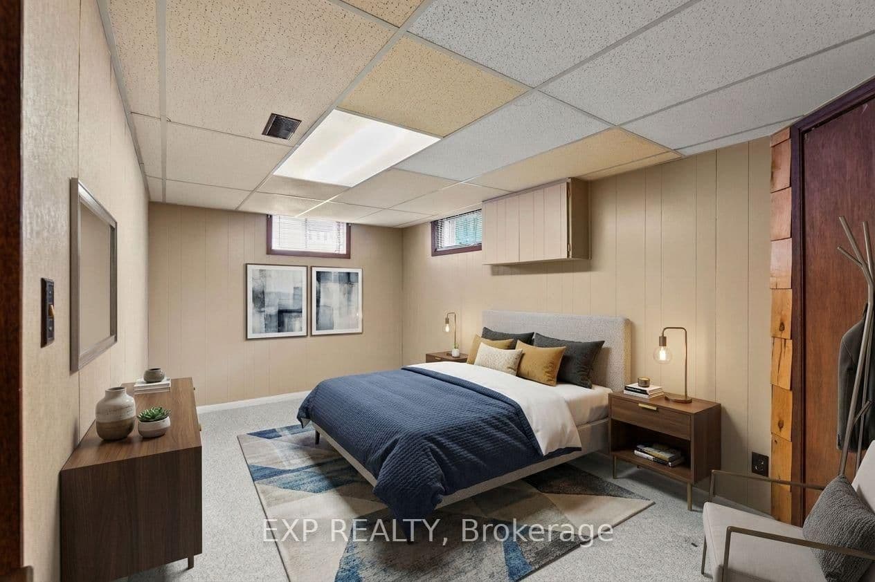 8800 Champlain Drive thumbnail 31
