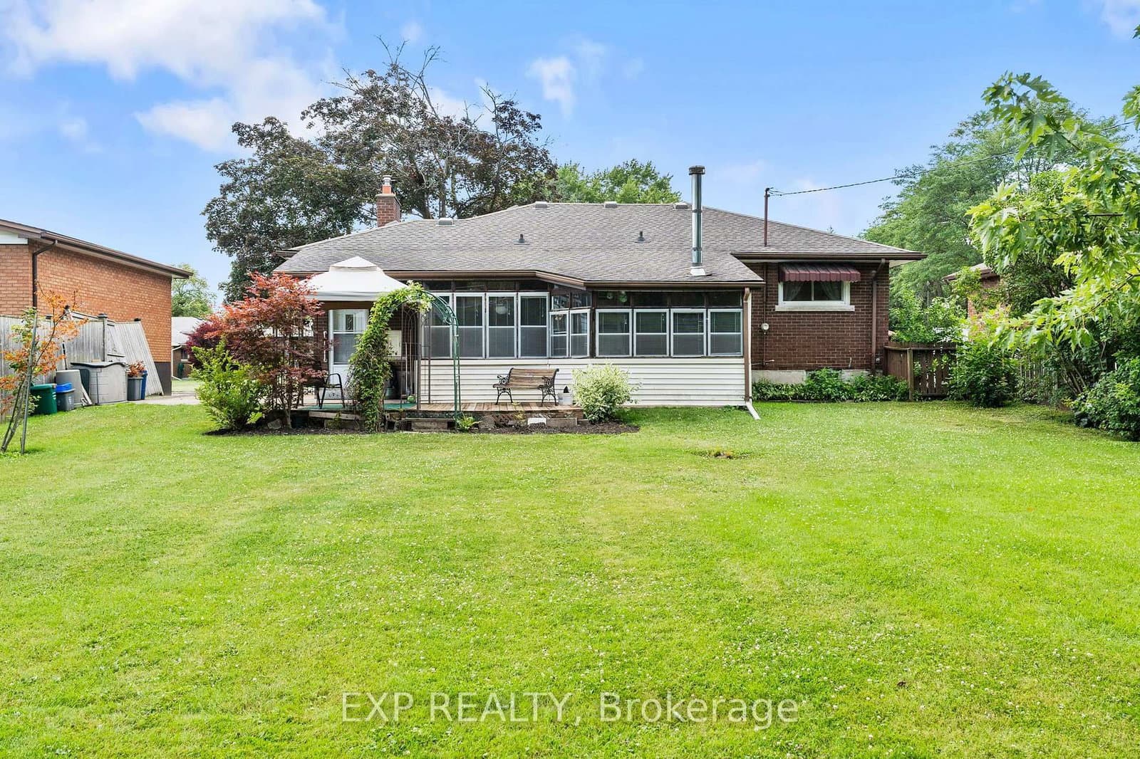 8800 Champlain Drive thumbnail 41