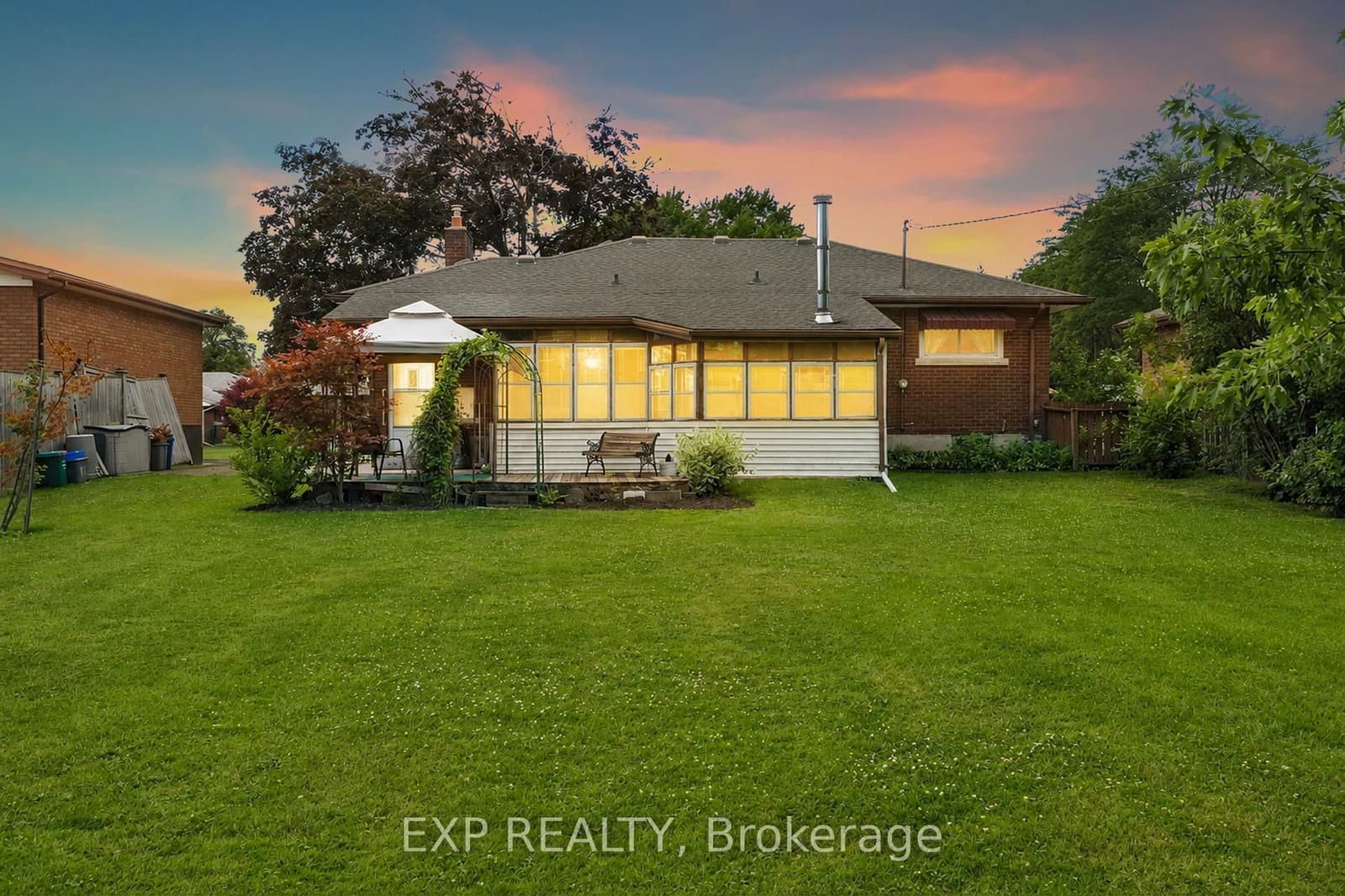 8800 Champlain Drive thumbnail 42