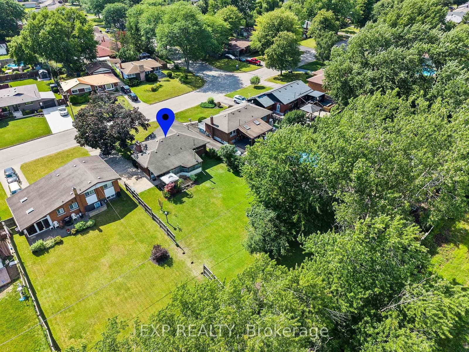 8800 Champlain Drive thumbnail 46