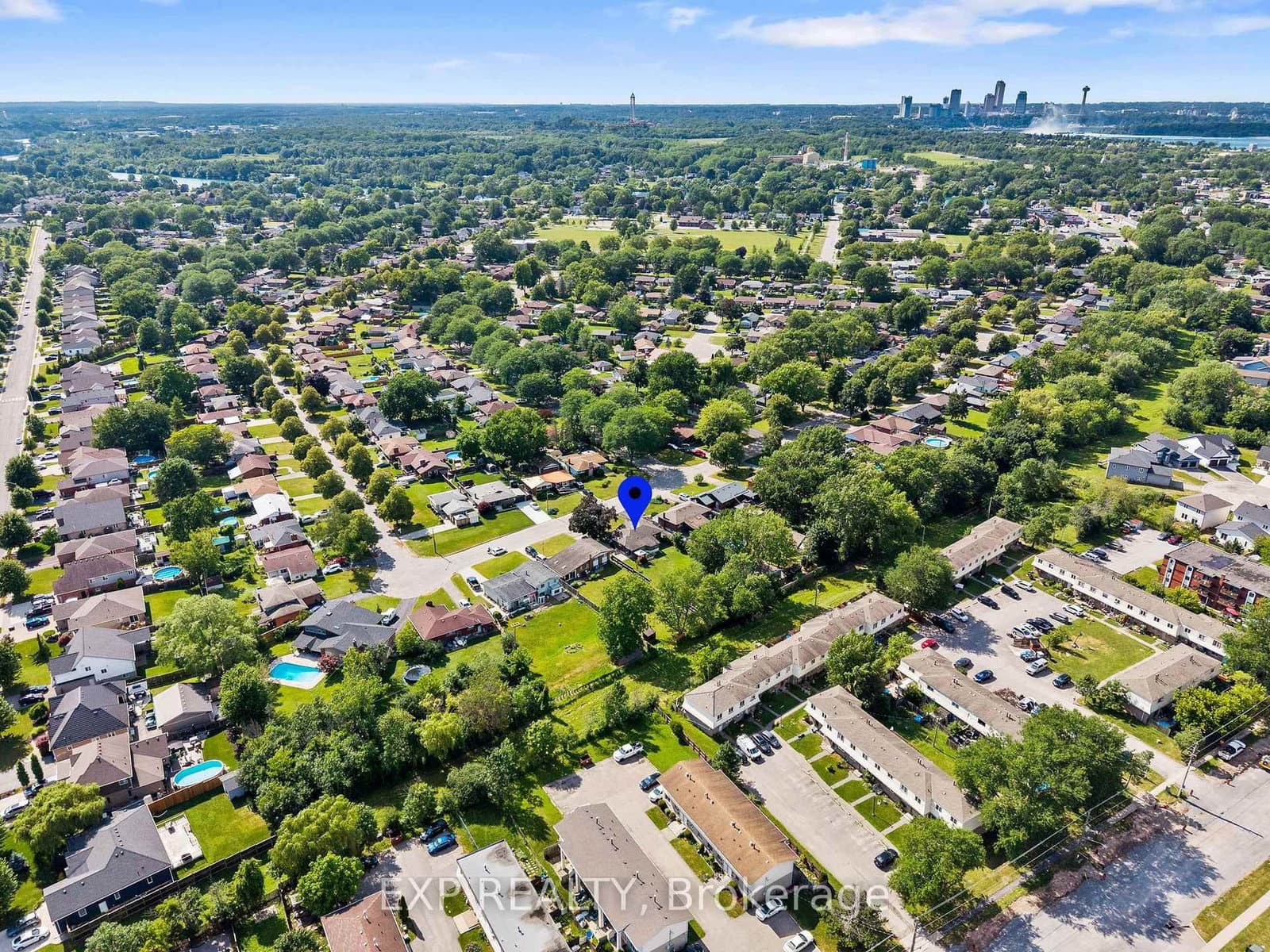 8800 Champlain Drive thumbnail 48